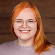 Svenja Holle_200x200.jpg